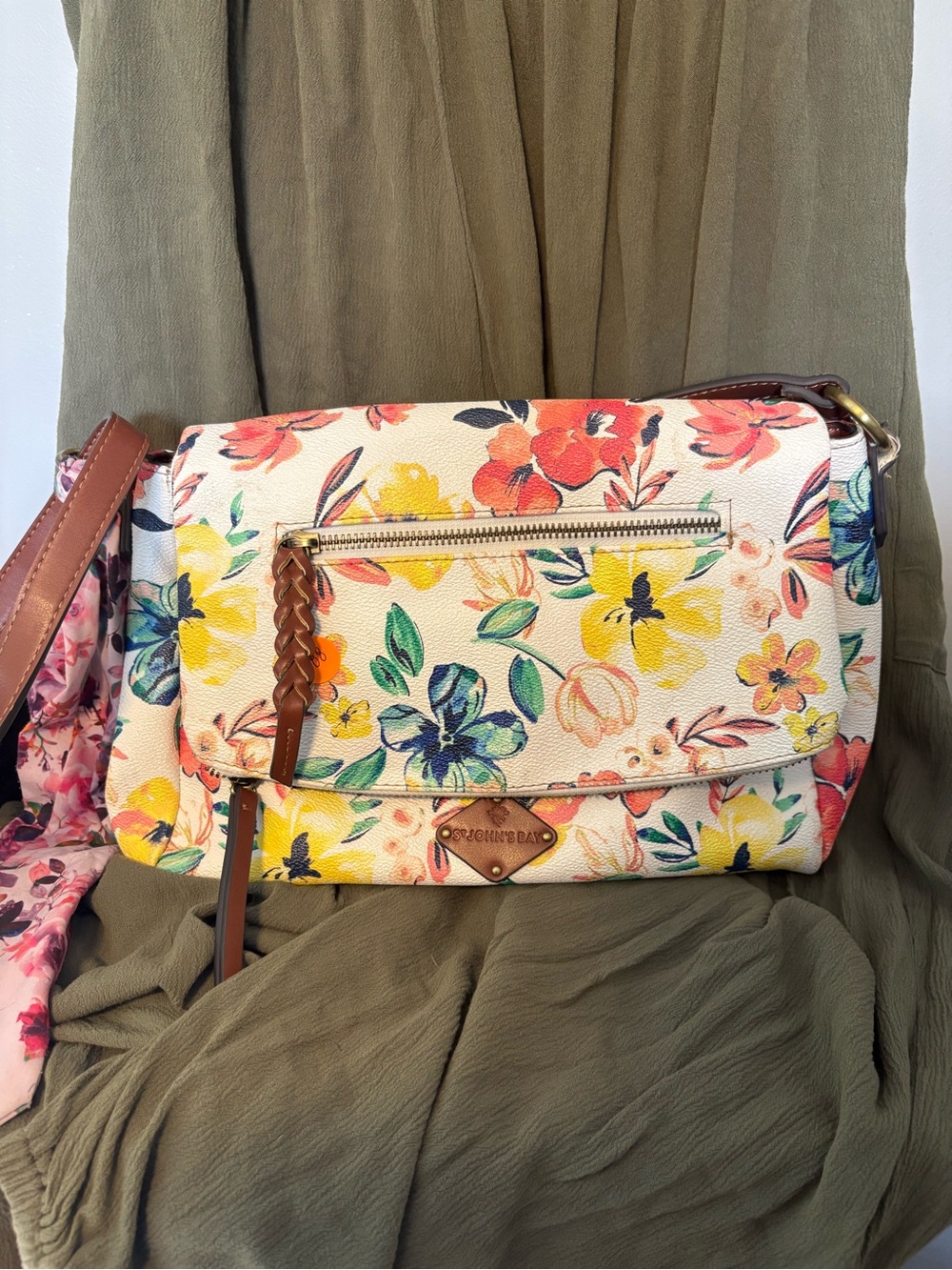 St. John's Bay White Floral Crossbody with Brown Strap
